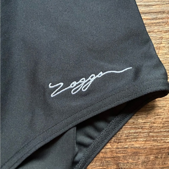 ZOGGS supportive Marley scoopback one piece swimsuit black bathing suit EUC sz L - Picture 8 of 13